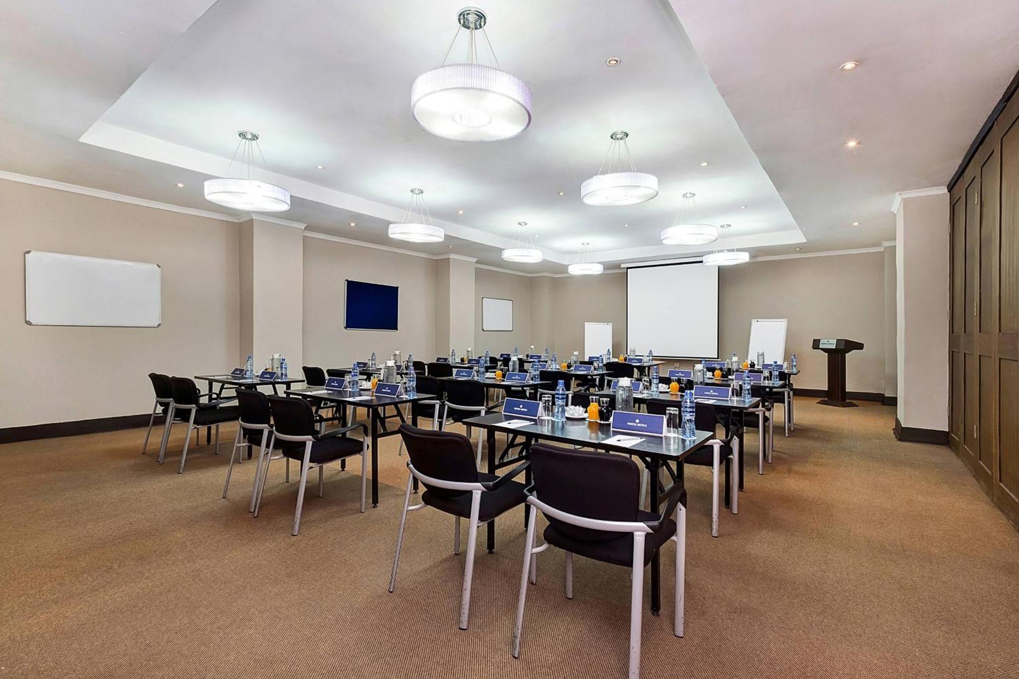 Protea Hotel By Marriott Lusaka Luaran gambar